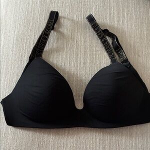 Victoria's Secret Black Molded T-Shirt Bra with Branded Straps 34B